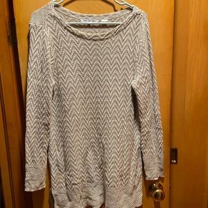 Adorable herringbone sweater!!